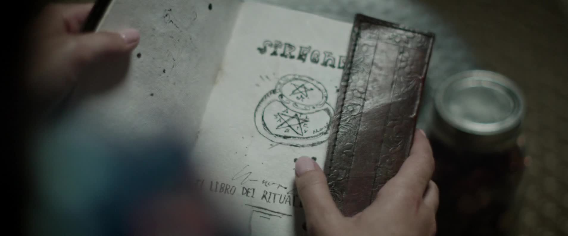 Amityville Pocatek 2018 CZ dabing HD