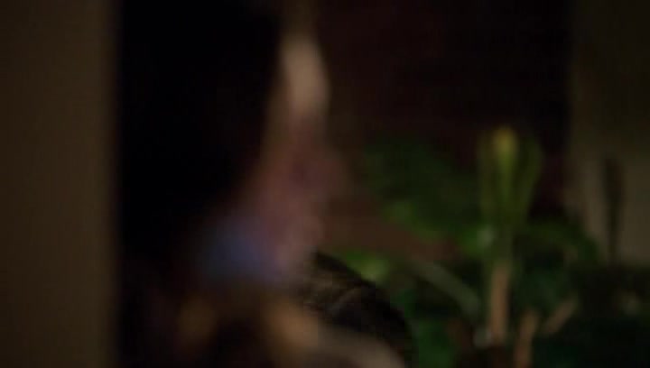 Arrow 01x10 Spálený